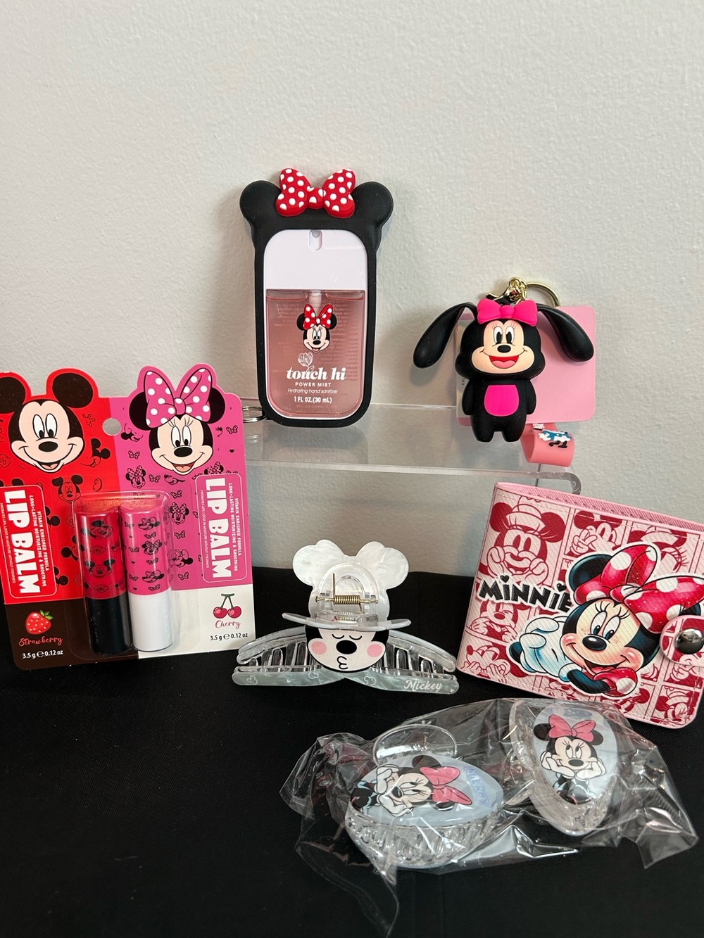 Minnie Mouse wallet, lipbalm, hair lips and keychain